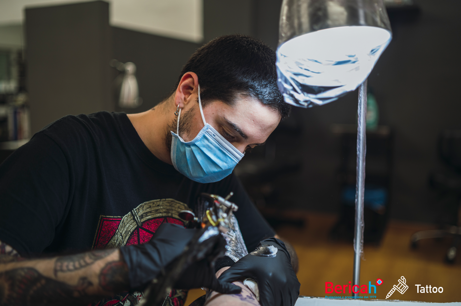 Maschera chirurgica con elastici Tattoo